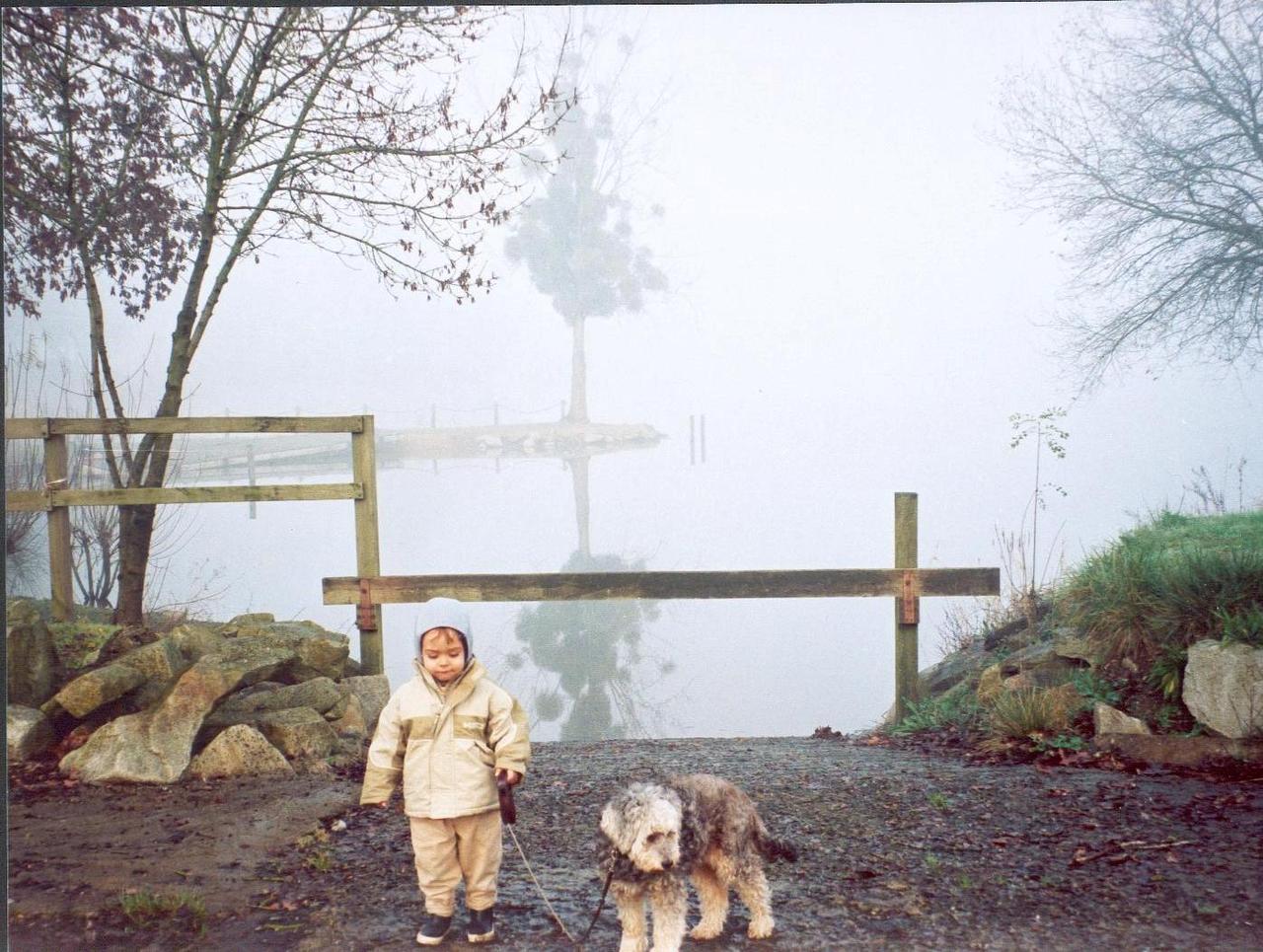 la Loire, l'enfant et le vieux chien-Danielle AMINEAU